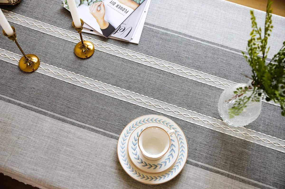 Nappe en coton et lin imperméable Battilo – Élevez le style de salle à manger