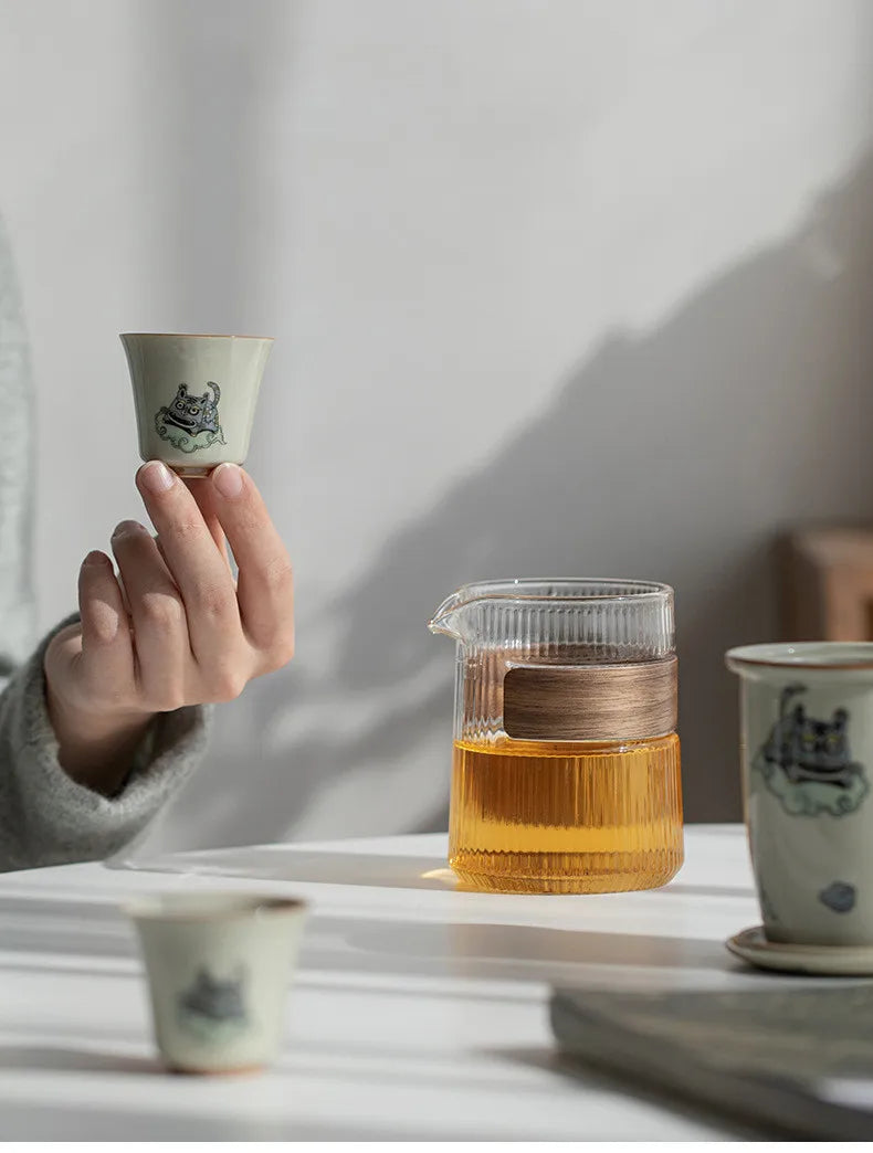 可爱老虎旅行茶具 - 茶爱好者的便携优雅